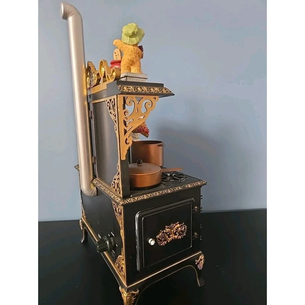 1998‎ Mr Christmas Cooking For Christmas Animated Musical Stove Songs Cookie Jar
